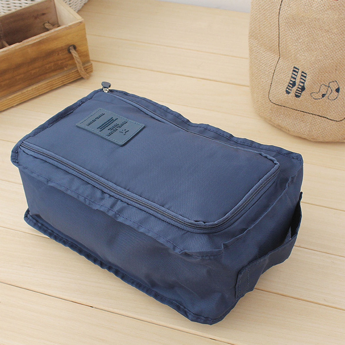 Zipped Nylon Shoe Bags with Mesh Vent Pocket for Travel and Gym - Image 4